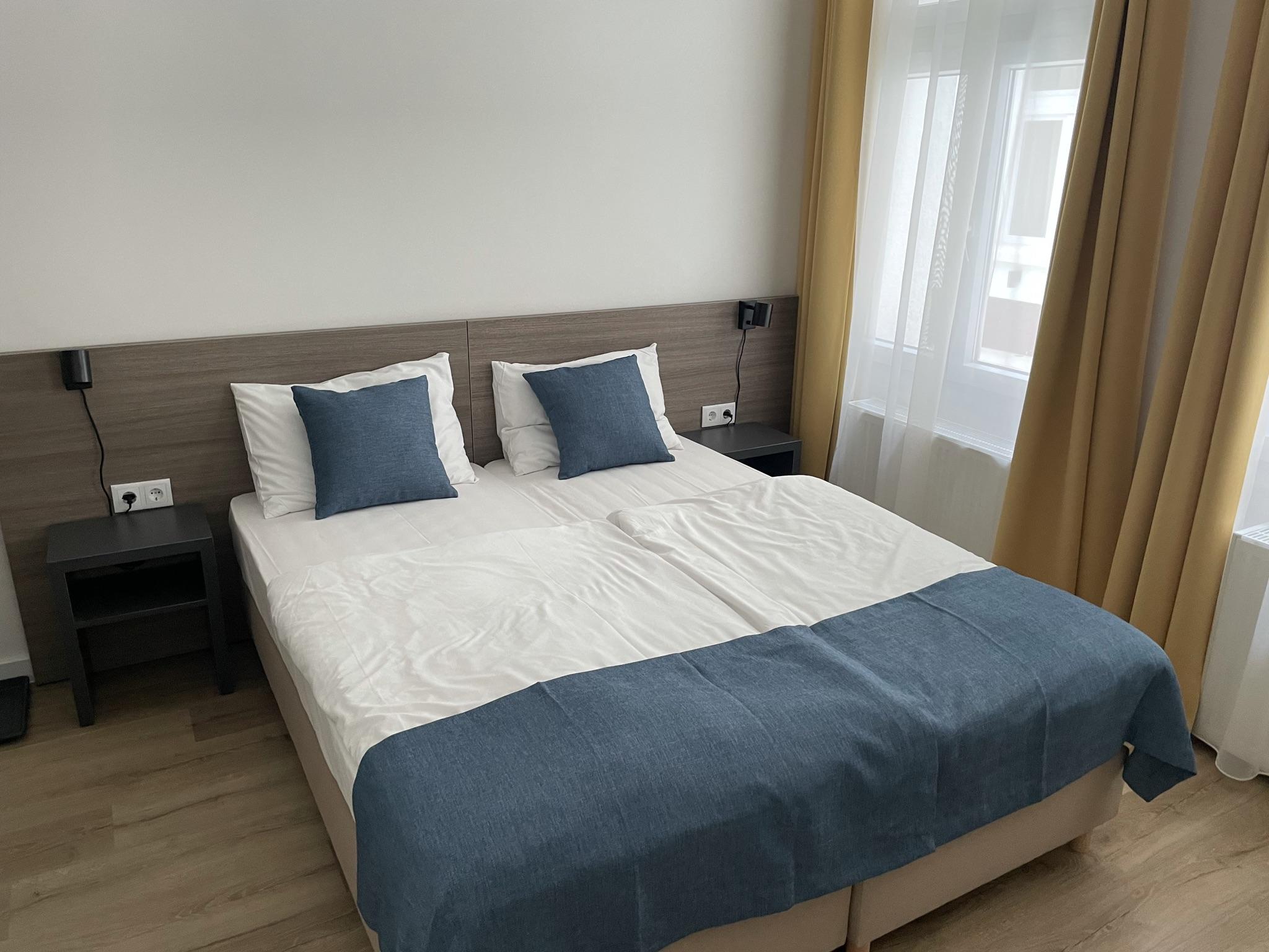 Res City Residence Hotel Budapest Bagian luar foto